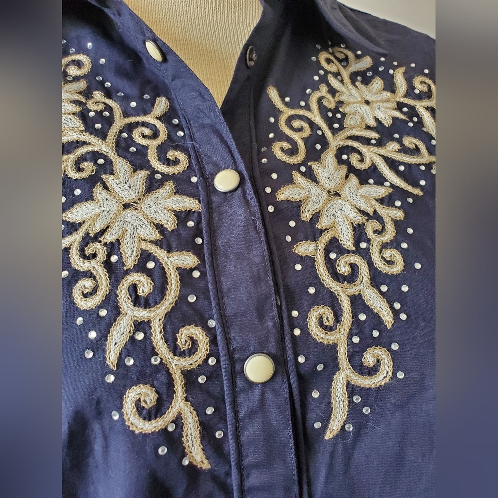 Ralph Lauren denim and supply  cowgirl/festival shirt. Size S/M - Picture 5 of 12